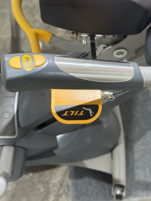 Octane XR6000 Elliptical Machine