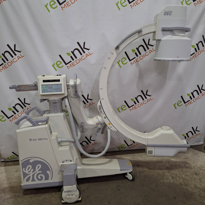 OEC Medical Systems 9800 Plus C-Arm