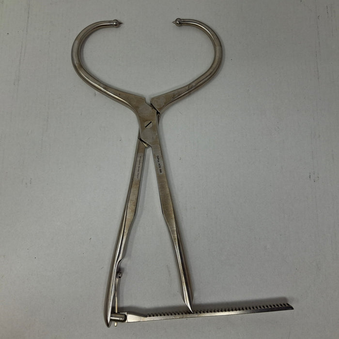 DePuy Polyax Screws Set