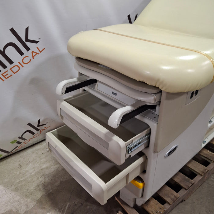 Midmark 604 Manual Examination Table