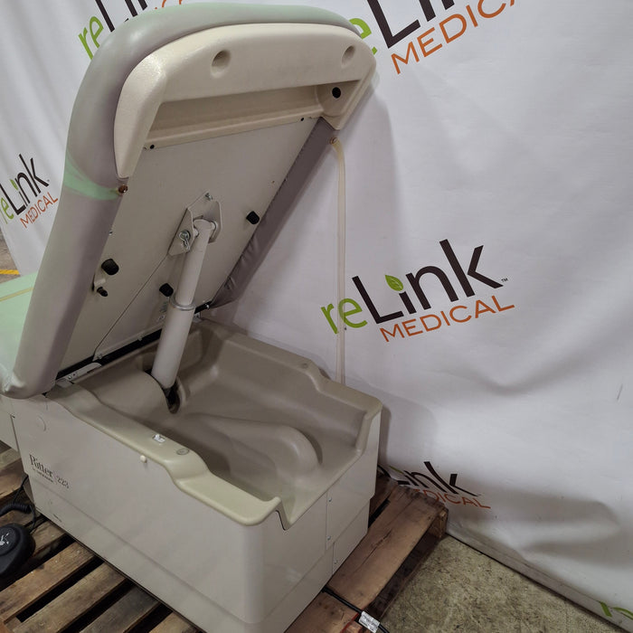 Midmark 223 Hi-Lo Power Barrier Free Procedure Exam Table