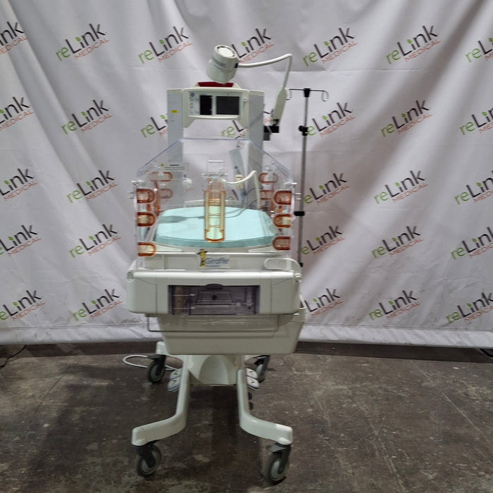 Datex-Ohmeda Giraffe Infant Incubator