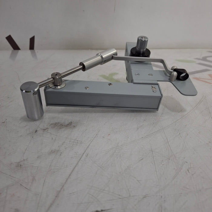 Haag-Streit Model 870 Applanation Tonometer
