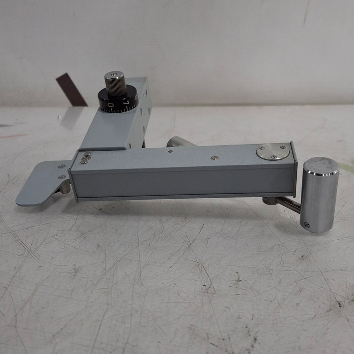 Haag-Streit Model 870 Applanation Tonometer