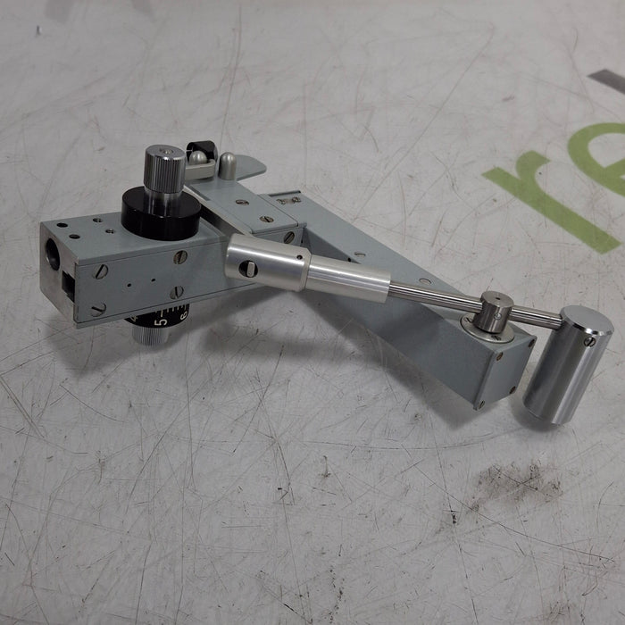 Haag-Streit Model 870 Applanation Tonometer