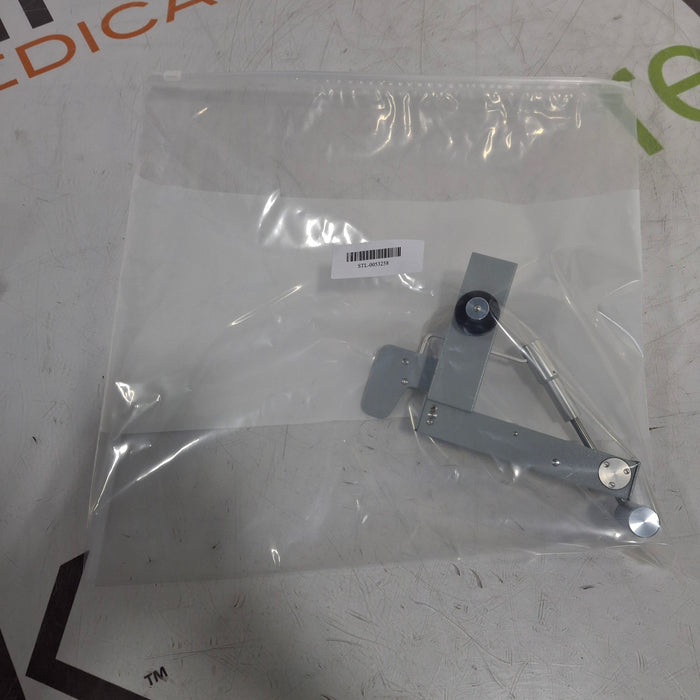 Haag-Streit Model 870 Applanation Tonometer