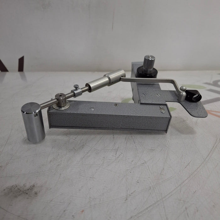 Haag-Streit Model 870 Applanation Tonometer