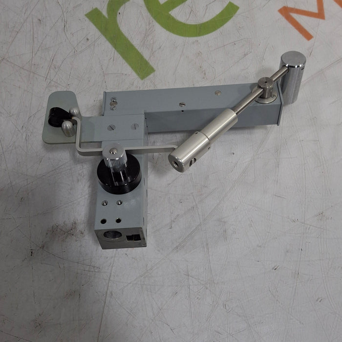 Haag-Streit Model 870 Applanation Tonometer