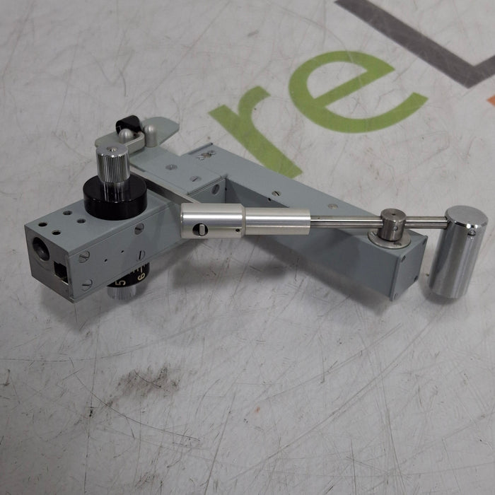 Haag-Streit Model 870 Applanation Tonometer