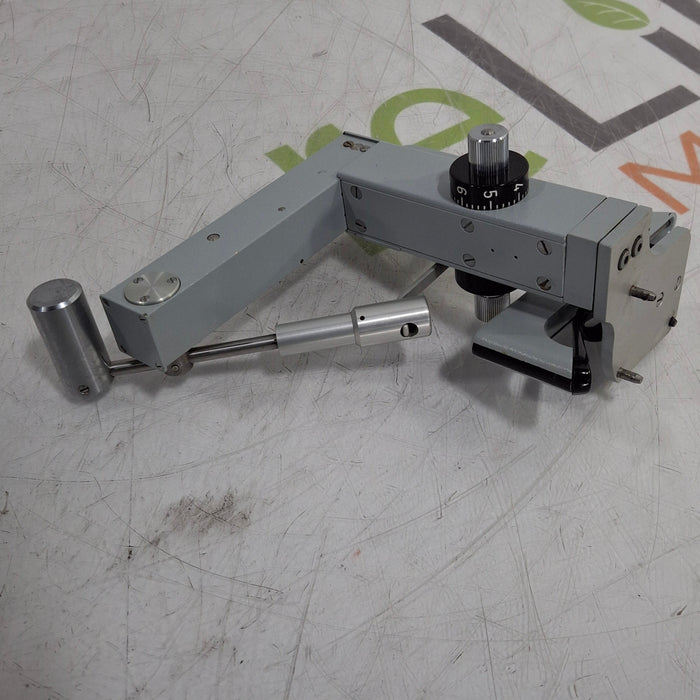 Haag-Streit Model 870 Applanation Tonometer
