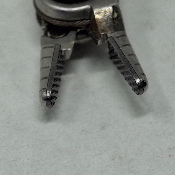 Intuitive Surgical 420296 Da Vinci Large SutureCut Needle Driver