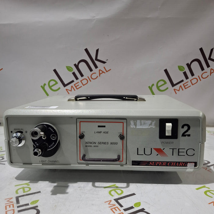 Luxtec 9300 Xenon Series 9000 Light Source