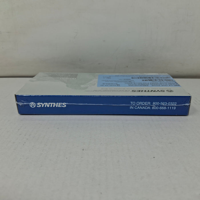 Synthes, Inc. 04.005.422S 4.0mm TI Locking Screw w/ T25 Stardrive 32mm F/IM Nail