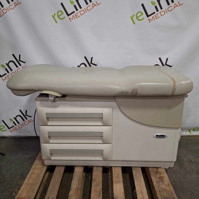 Midmark 604 Manual Examination Table