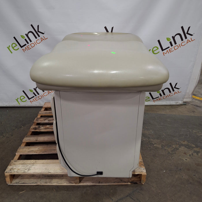 Midmark 604 Manual Examination Table