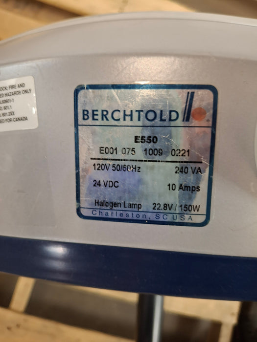Berchtold E550 Surgical Light