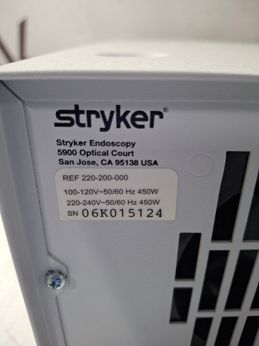 Stryker X8000 Light Source