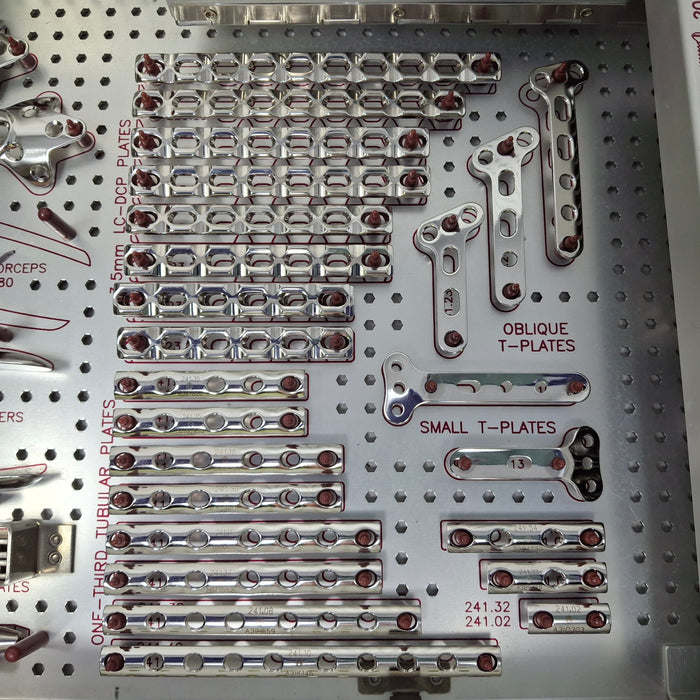 Synthes, Inc. LC-DCP Pelvic Instruments Small Fragment Set
