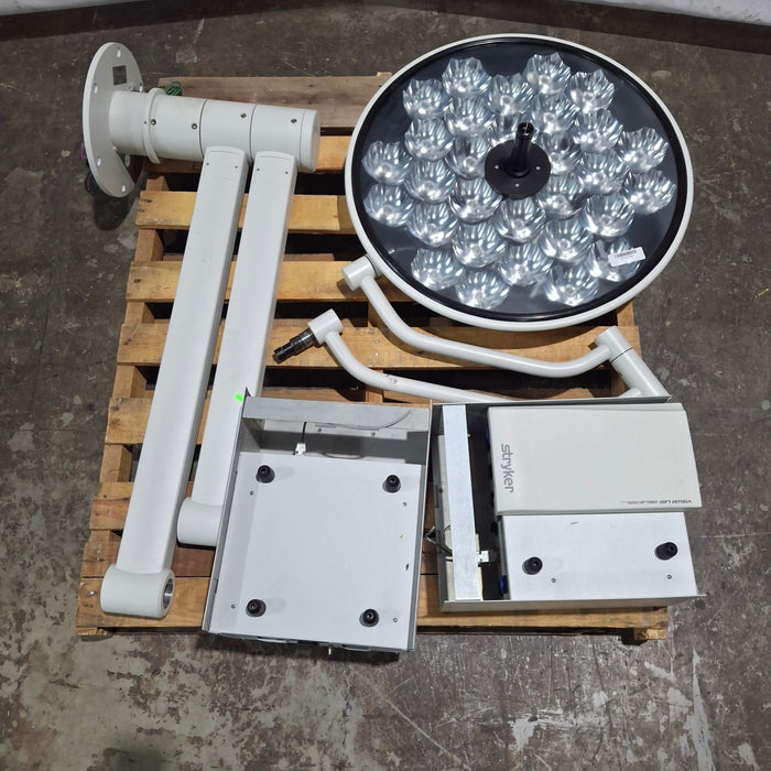 Stryker Visum II Surgical Light