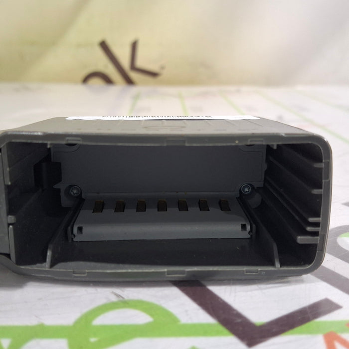 Thoratec 2865 HeartMate 14V Battery Clip