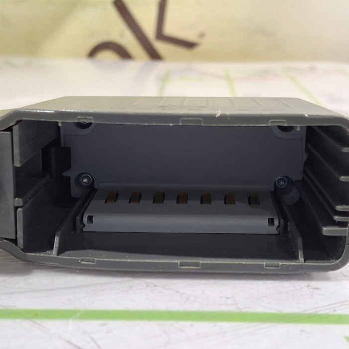 Thoratec 2865 HeartMate 14V Battery Clip