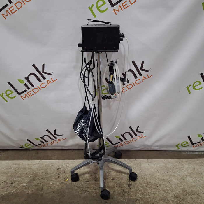 BFW, Inc. Maxenon Xi 300 Light Source
