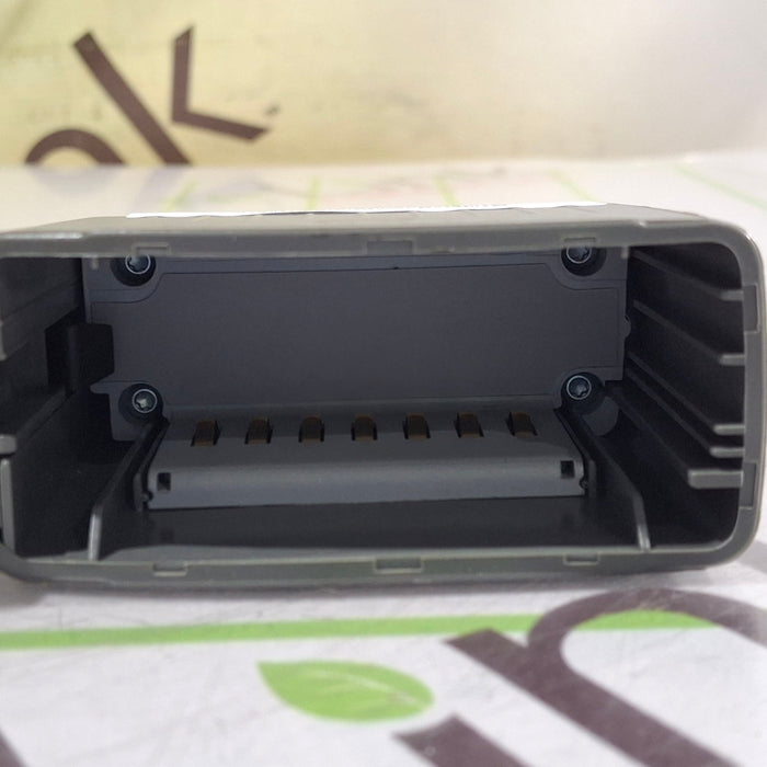 Thoratec 2865 HeartMate 14V Battery Clip