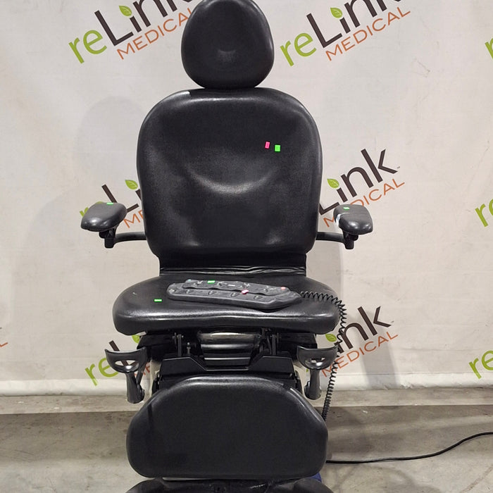 Midmark 630 Procedure Chair