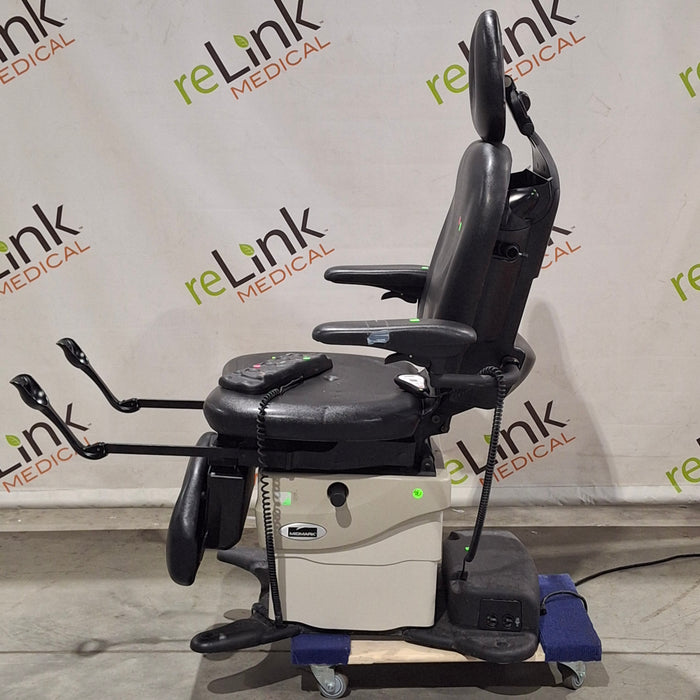 Midmark 630 Procedure Chair