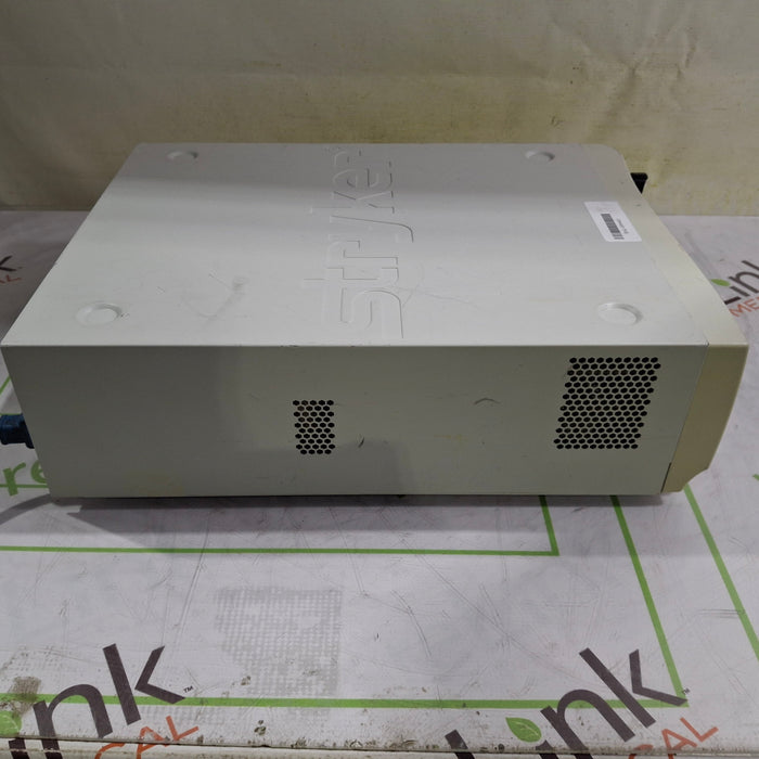 Stryker L10 LED Light Source