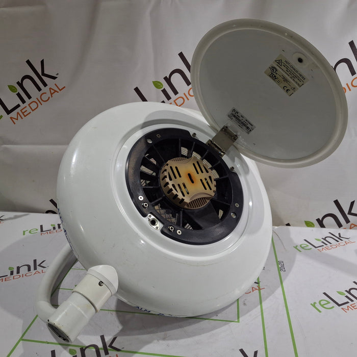 ALM Prismalix Surgical Light