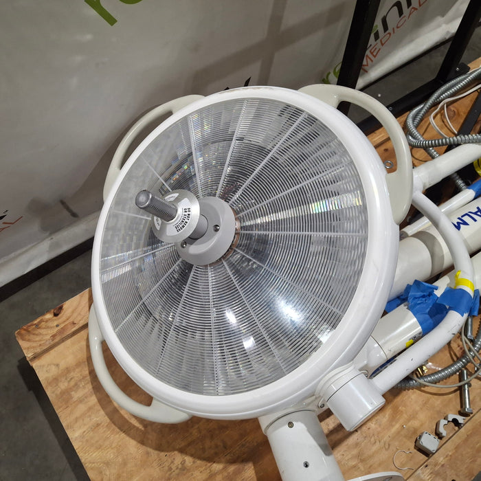 ALM Prismalix Surgical Light