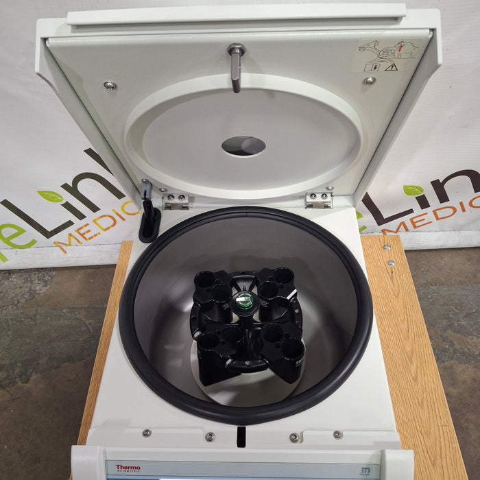 Thermo Scientific Sorvall ST8 Benchtop Centrifuge
