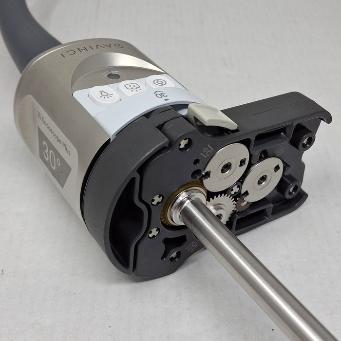 Intuitive Surgical Da Vinci Xi 470057 30° Endoscope Plus w/ Camera