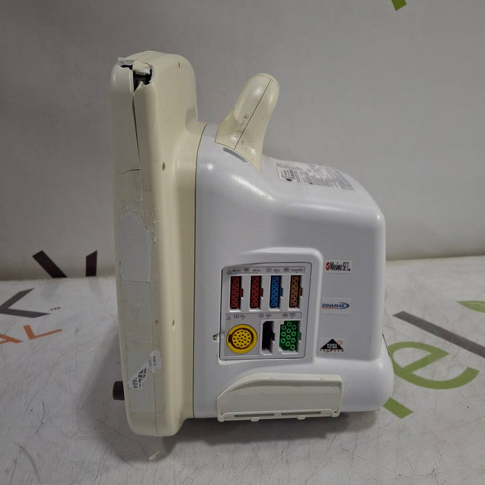 GE Healthcare Dash 5000 - Masimo SpO2 Patient Monitor