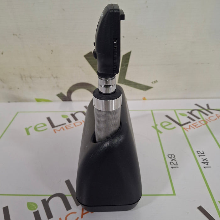 Welch Allyn 7114x Universal Desk Charger
