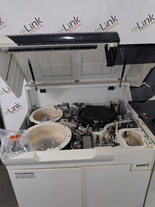 Beckman Coulter AU680 Clinical Chemistry Analyzer