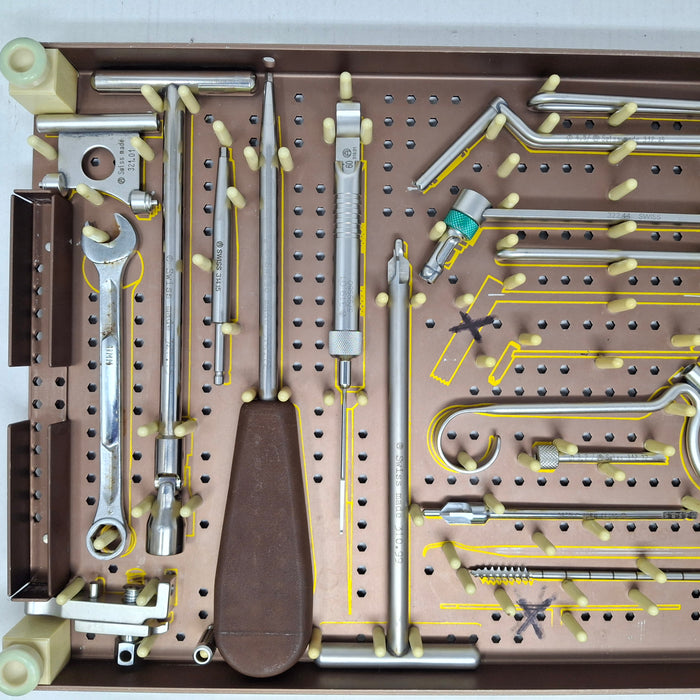 Synthes, Inc. Large ASIF Basic Instrument Set