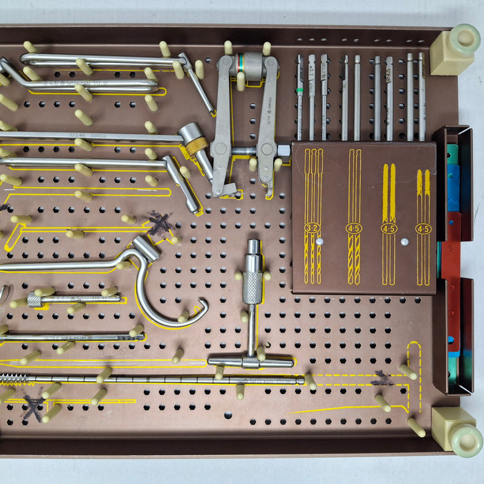 Synthes, Inc. Large ASIF Basic Instrument Set