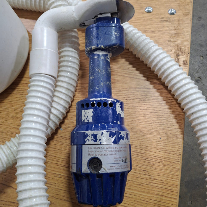 M-PACT WORLDWIDE 0295-200 Saw w/ 4183-160 Plaster Vacuum