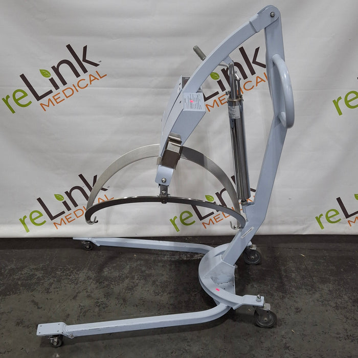 Scale-Tronix 2002 Patient Lift