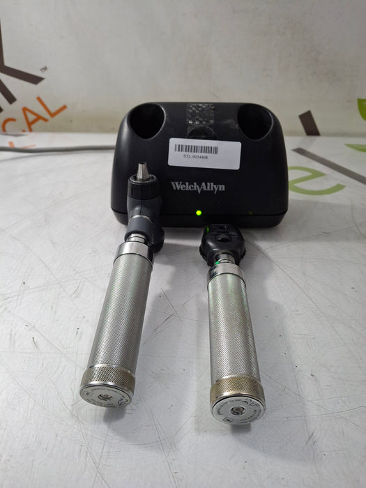 Welch Allyn 7114x Universal Desk Charger