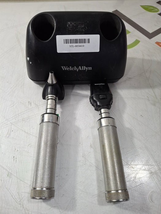 Welch Allyn 7114x Universal Desk Charger