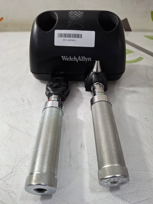 Welch Allyn 7114x Universal Desk Charger