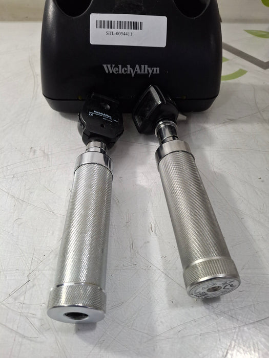 Welch Allyn 7114x Universal Desk Charger