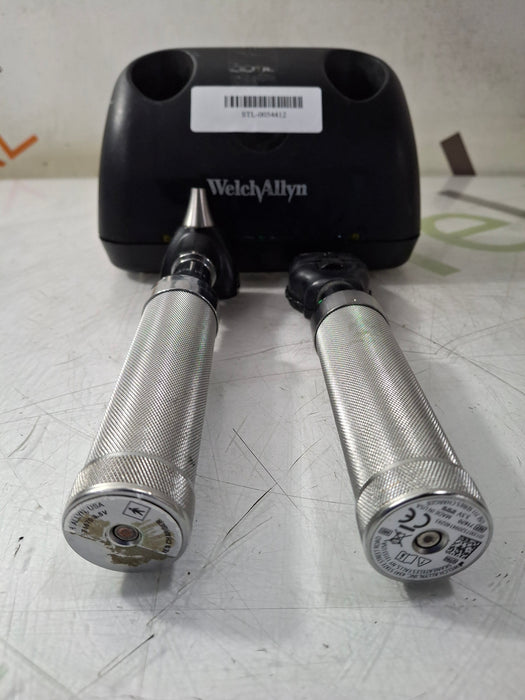 Welch Allyn 7114x Universal Desk Charger