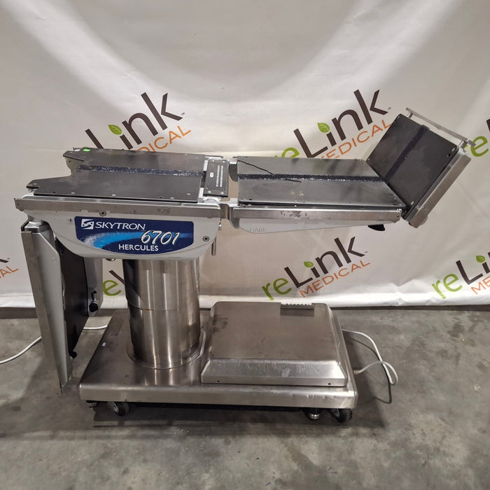 Skytron 6701 Hercules Surgical Table