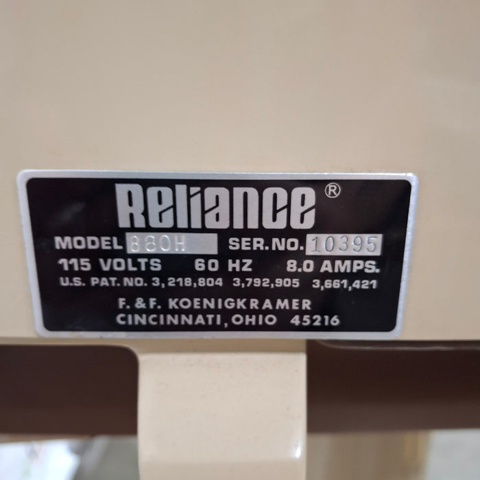 Reliance Medical Products, Inc. 880 Exam Chair