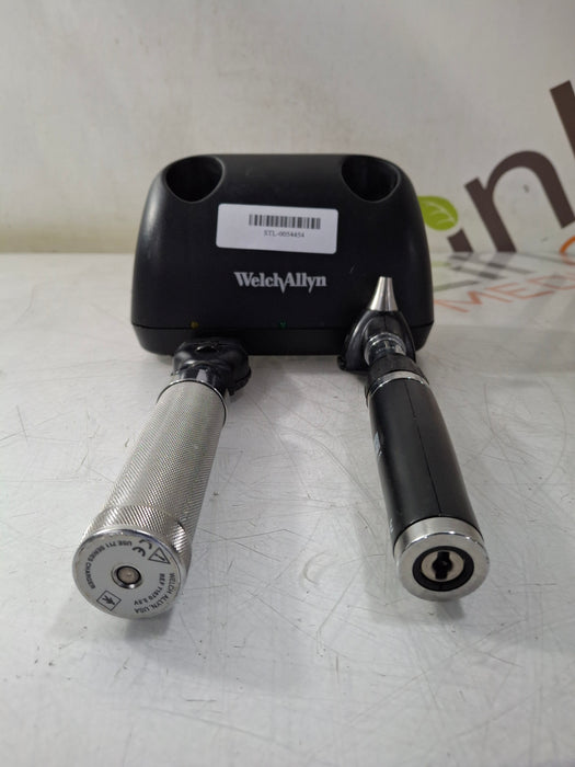 Welch Allyn 7114x Universal Desk Charger