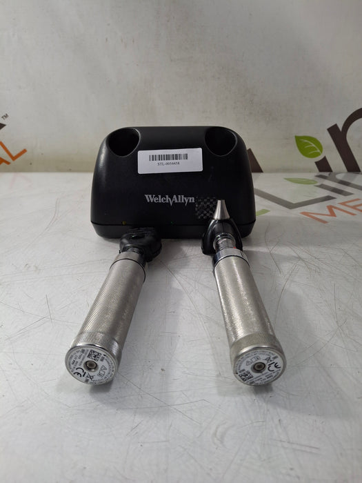 Welch Allyn 7114x Universal Desk Charger